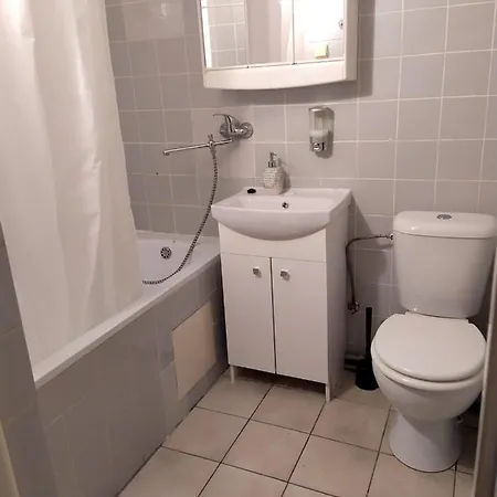 Pod Cervenym Kamenom Male Karpaty Pila (Pezinok)