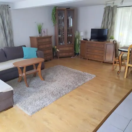 Holiday home Pod Cervenym Kamenom Male Karpaty *