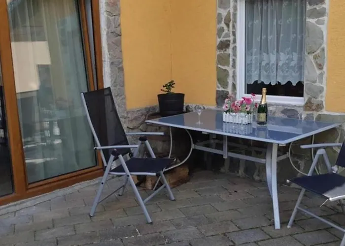 Pod Cervenym Kamenom Male Karpaty Pila (Pezinok)