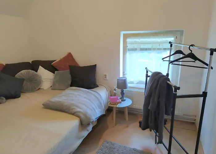 Pod Cervenym Kamenom Male Karpaty * Pila (Pezinok)